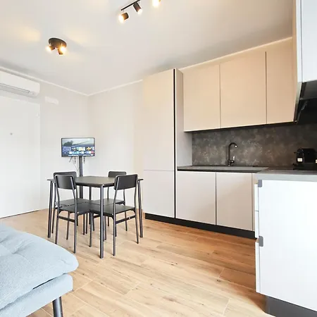 Elimo House Apartament