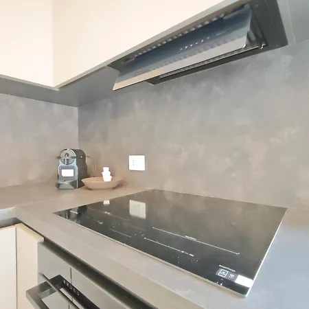 Elimo House Apartament